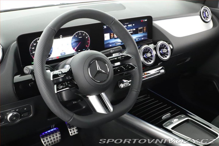 Mercedes-Benz Ostatní modely GLA 220 4MATIC, AMG Line 2025