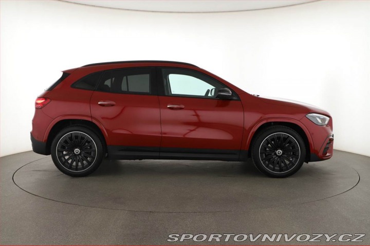 Mercedes-Benz Ostatní modely GLA 220 4MATIC, AMG Line 2025