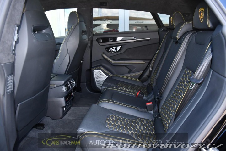 Lamborghini Urus 4.0 V8 KERAMIKY VZDUCH ZÁ 2022