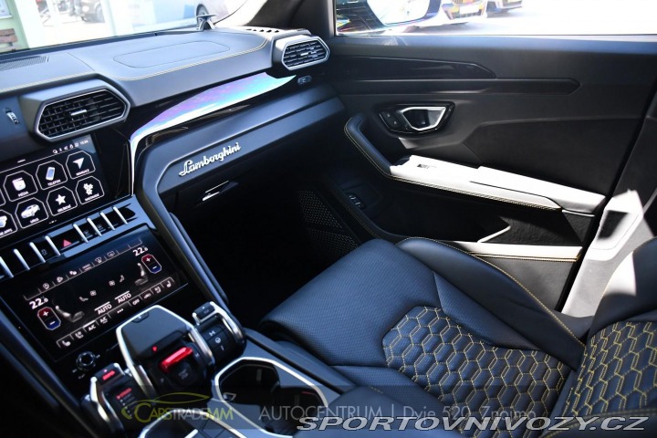 Lamborghini Urus 4.0 V8 ZÁRUKA 2022