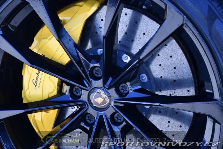 Lamborghini Urus 4.0 V8 KERAMIKY VZDUCH ZÁ 2022
