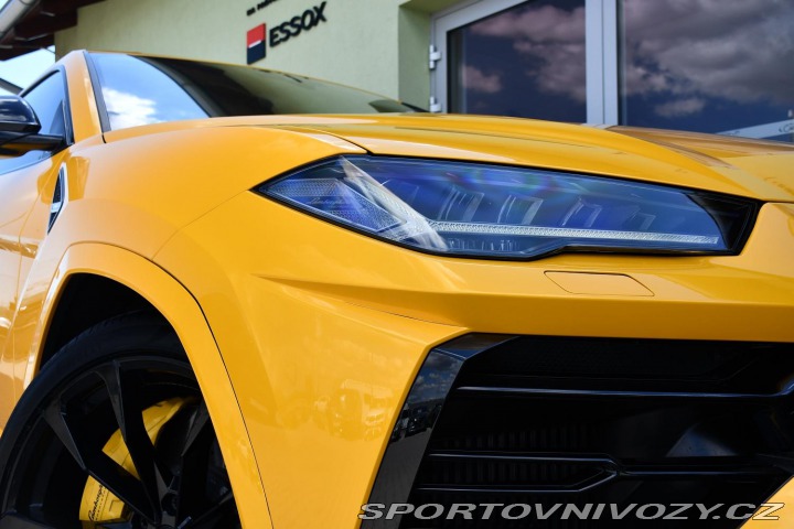 Lamborghini Urus 4.0 V8 KERAMIKY VZDUCH ZÁ 2022
