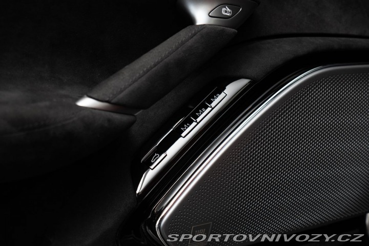 Ferrari Roma Spider /Karbon/NeroPurosa 2026