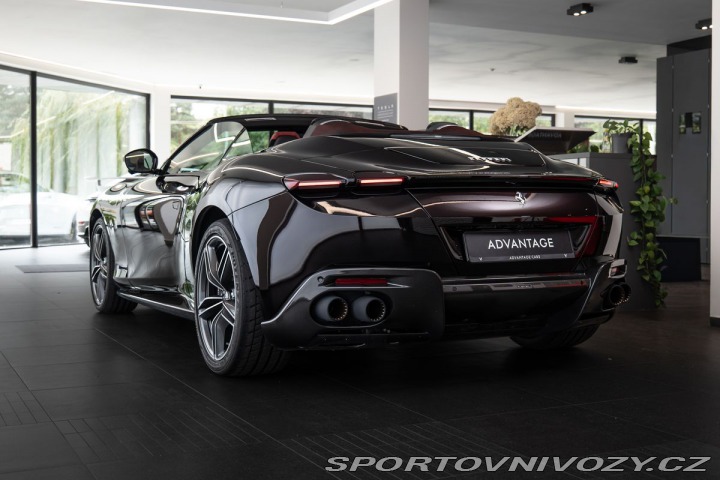 Ferrari Roma Spider /Karbon/NeroPurosa 2026