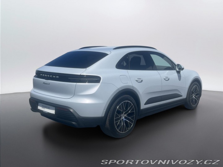 Porsche Macan 4 2025