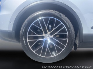 Porsche Macan 4 2025