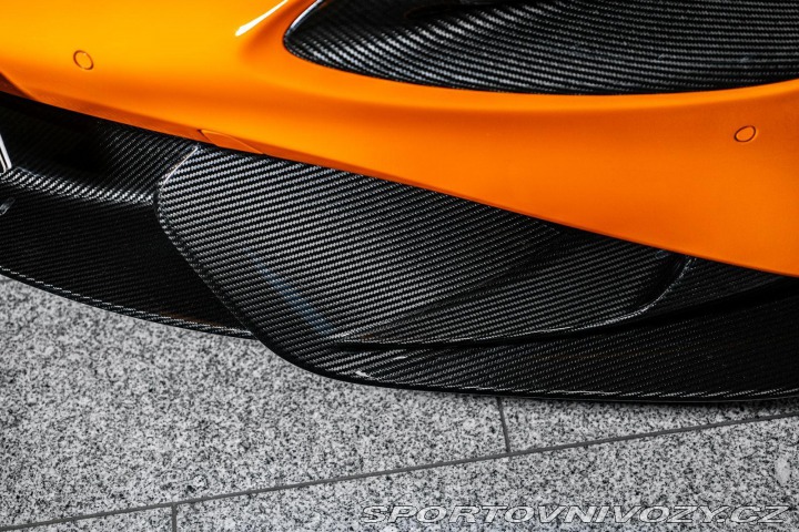 McLaren 765LT LIFT/B&W/MSO/CARBON/B 2021
