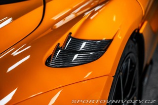 McLaren 765LT LIFT/B&W/MSO/CARBON/B 2021