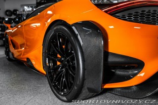 McLaren 765LT LIFT/B&W/MSO/CARBON/B 2021