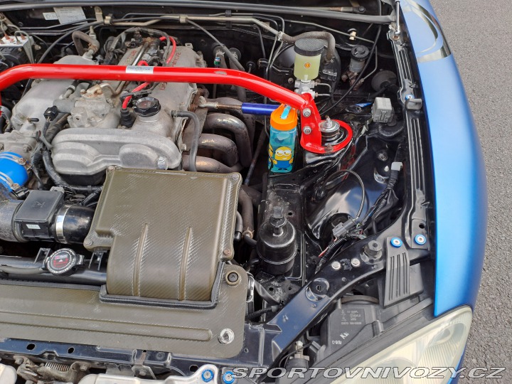 Mazda MX-5 1.9i,107kW,samosvorný dif 2001