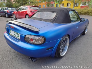 Mazda MX-5 1.9i,107kW,samosvorný dif 2001