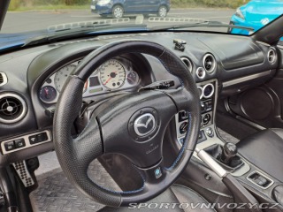 Mazda MX-5 1.9i,107kW,samosvorný dif 2001