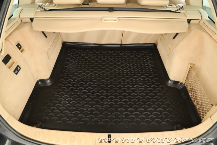 BMW 3 325 i 2005