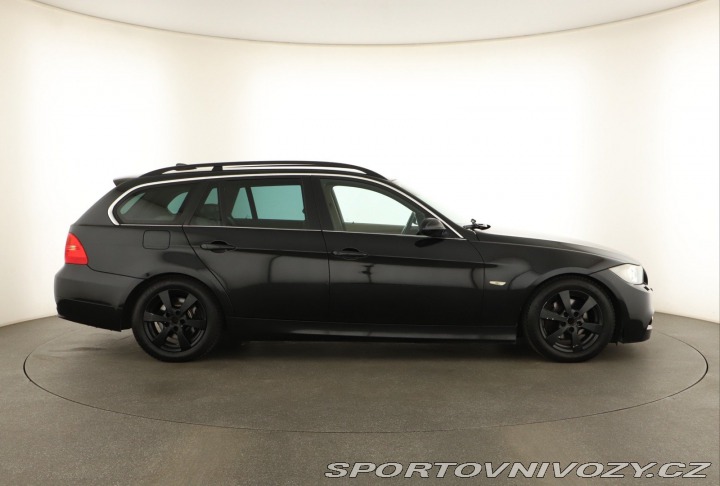 BMW 3 325 i 2005