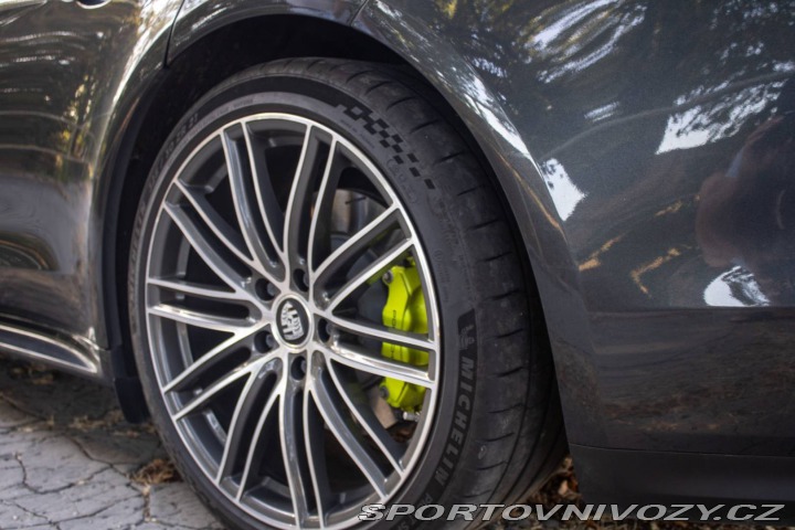 Porsche Ostatní modely Panamera Sport Turismo 4S E-Hybrid 2.9 V6 PDK 4 2021