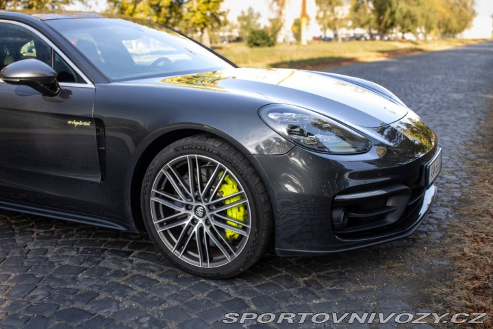 Porsche Ostatní modely Panamera Sport Turismo 4S E-Hybrid 2.9 V6 PDK 4 2021