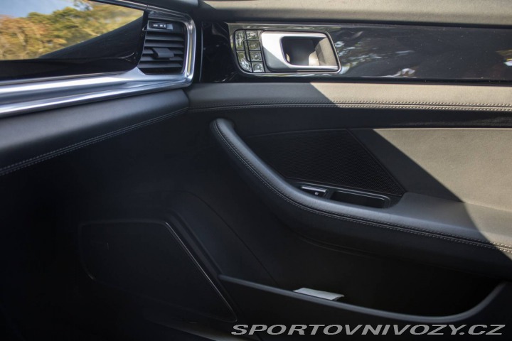 Porsche Ostatní modely Panamera Sport Turismo 4S E-Hybrid 2.9 V6 PDK 4 2021