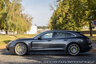 Porsche Ostatní modely Panamera Sport Turismo 4S E-Hybrid 2.9 V6 PDK 4 2021