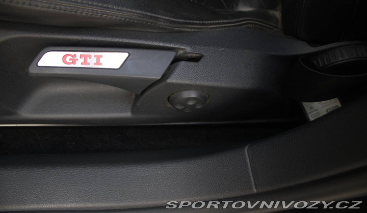 Volkswagen Golf 2.0 TFSI GTI DSG / 155kW 2009