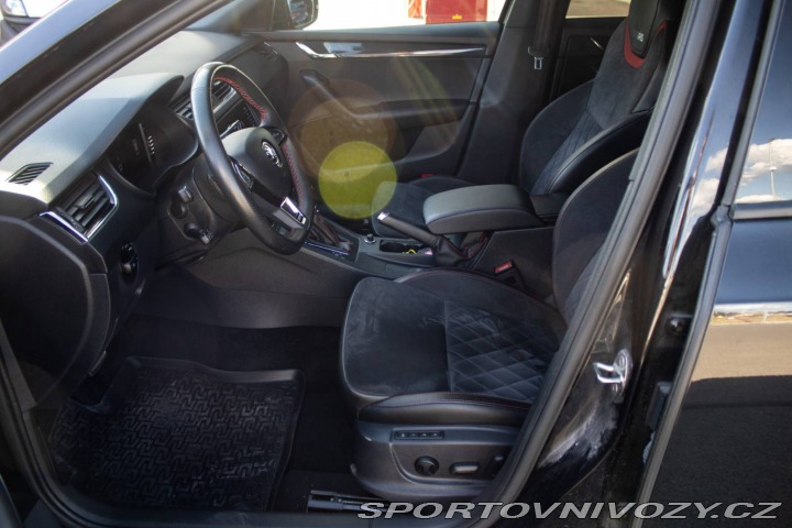 Škoda Octavia RS Combi 2.0 TDI RS 4x4 DSG 2020