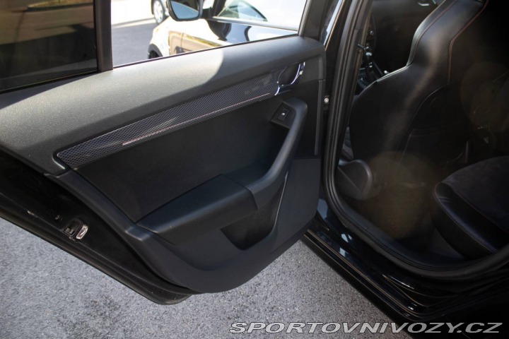 Škoda Octavia RS Combi 2.0 TDI RS 4x4 DSG 2020