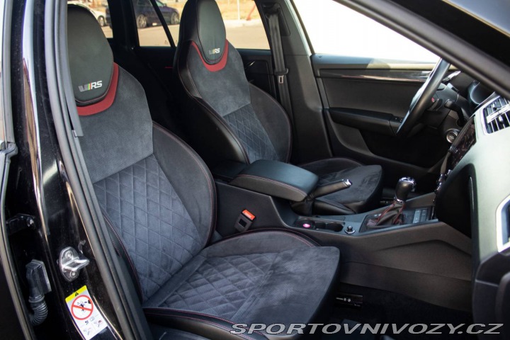 Škoda Octavia RS Combi 2.0 TDI RS 4x4 DSG 2020