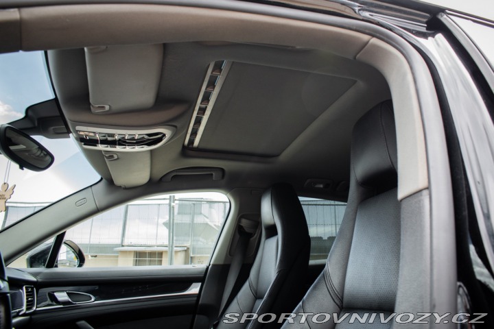 Porsche Panamera 3.6 V6 A/T, 220kW, A7 / 2011