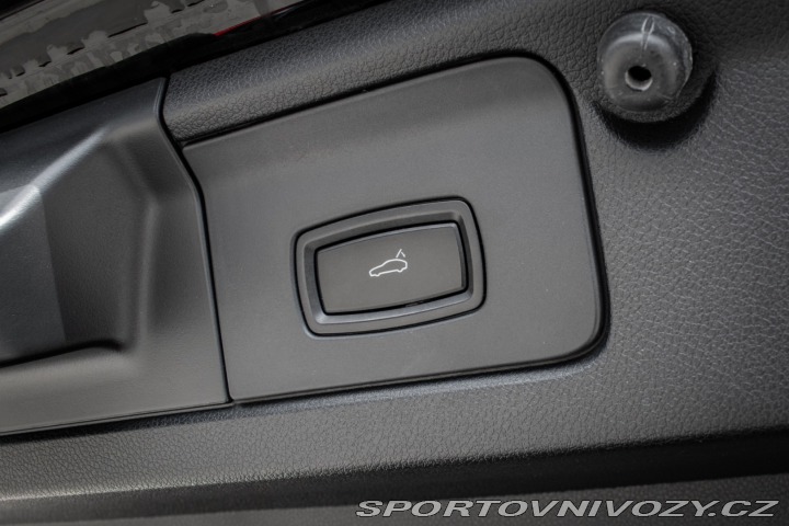 Porsche Panamera 3.6 V6 A/T, 220kW, A7 / 2011