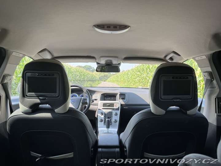 Volvo V60  2012