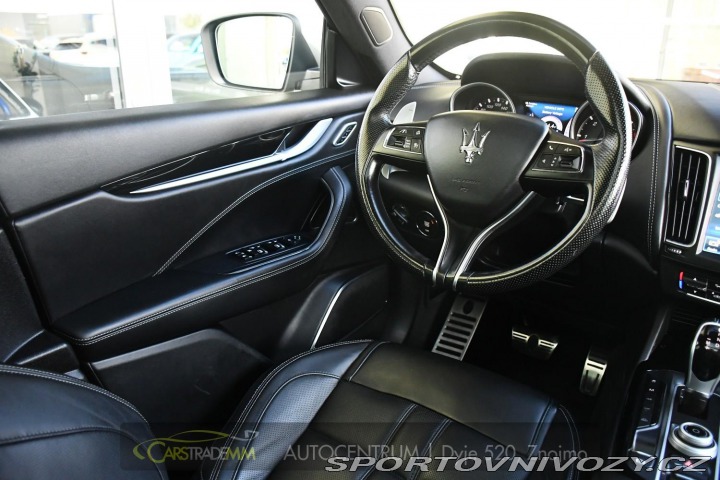 Maserati Levante 3.0D ČR Q4 H/K ACC VZDUCH 2018
