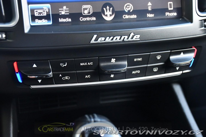 Maserati Levante 3.0D ČR Q4 H/K ACC VZDUCH 2018