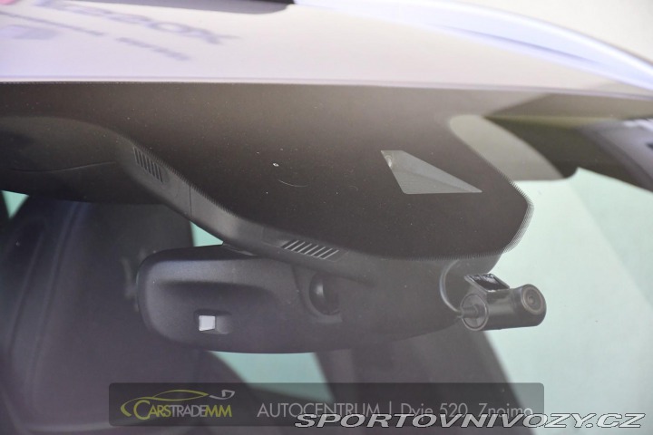 Maserati Levante 3.0D ČR Q4 H/K ACC VZDUCH 2018