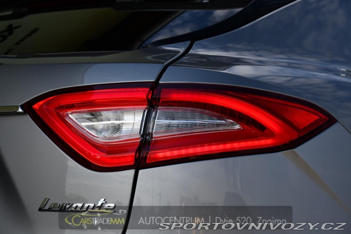 Maserati Levante 3.0D ČR Q4 H/K ACC VZDUCH 2018