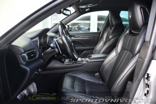 Maserati Levante 3.0D ČR Q4 H/K ACC VZDUCH 2018