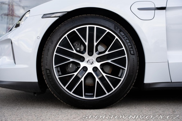 Porsche Taycan  2026