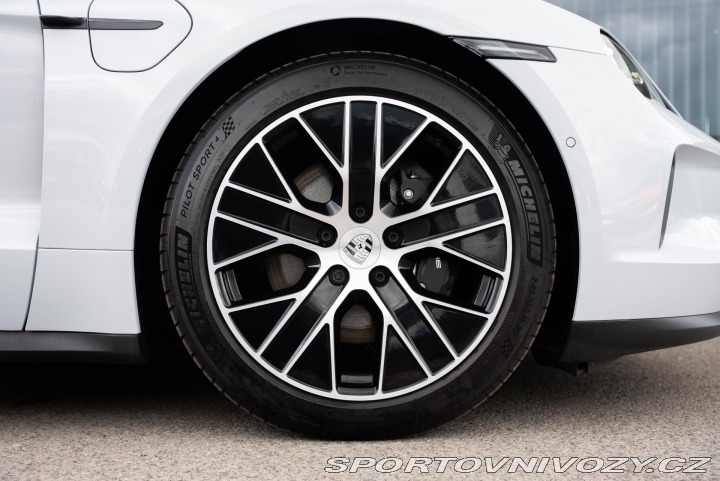 Porsche Taycan  2026