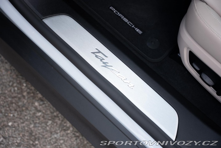 Porsche Taycan  2026