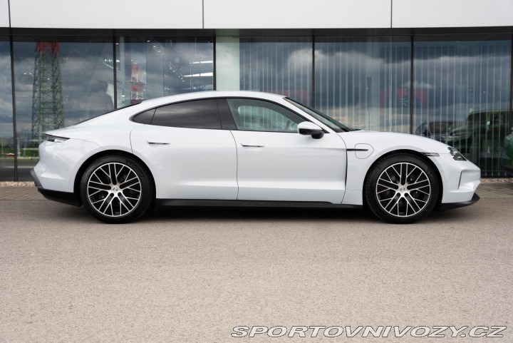 Porsche Taycan  2026
