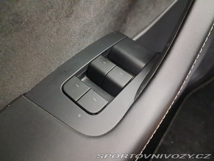 Tesla Model Y Long Range AWD 79kWh 2022