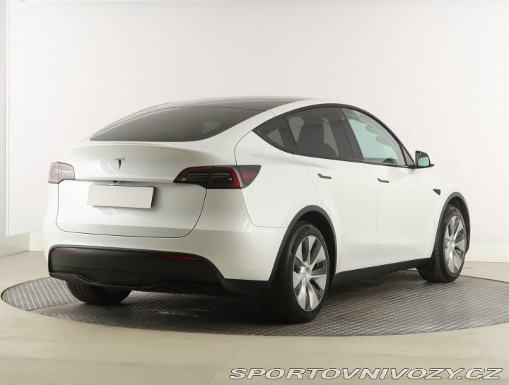 Tesla Model Y RWD LFP 60kWh 2023