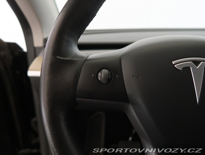 Tesla Model Y RWD LFP 60kWh 2023