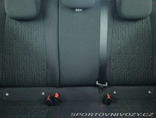 Fiat 600 600e (RED) 54 kWh 2023