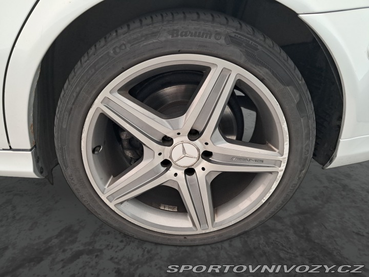 Mercedes-Benz E Avantgarde E 320 CDI 4MAT 2006