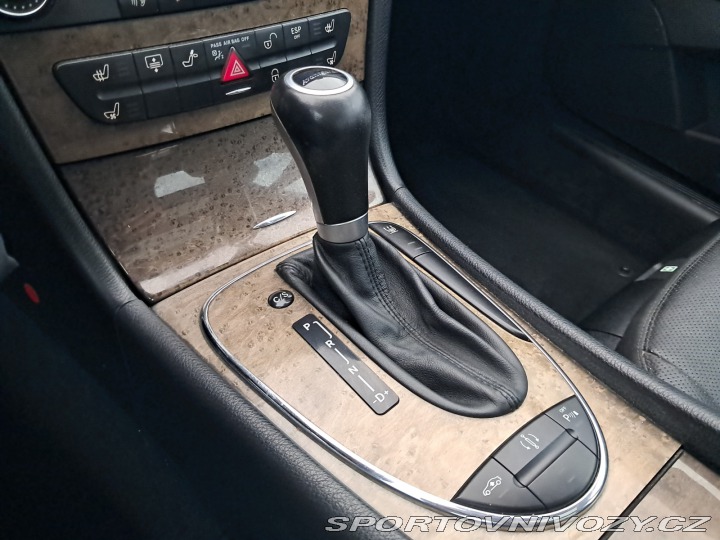 Mercedes-Benz E Avantgarde E 320 CDI 4MAT 2006