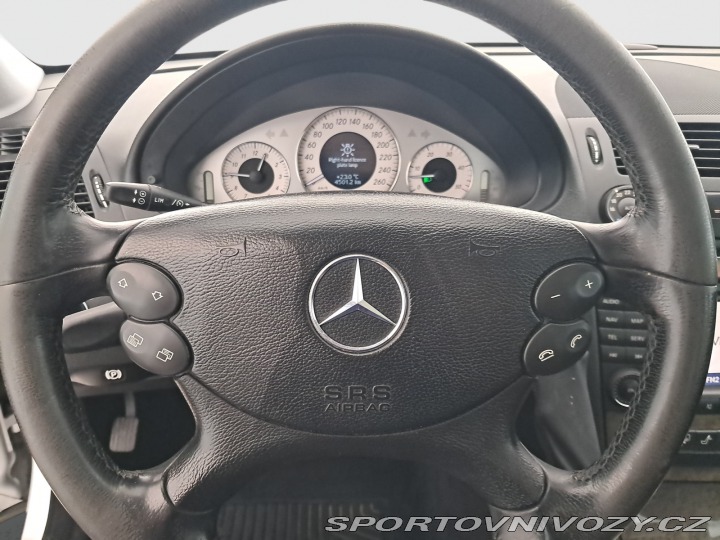 Mercedes-Benz E Avantgarde E 320 CDI 4MAT 2006