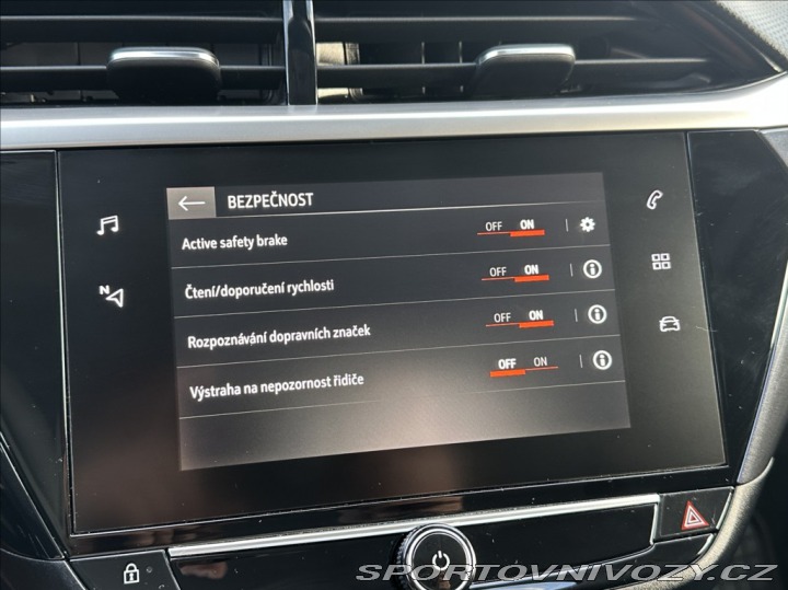 Opel Ostatní modely Corsa 1,2 Turbo 100PS Elegance 2024