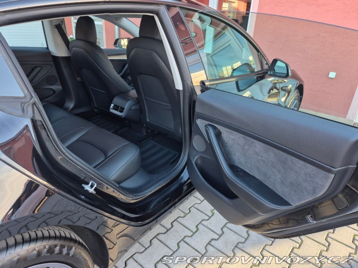 Tesla Model 3 Long Range Dual Motor - 3 2023