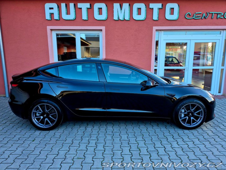 Tesla Model 3 Long Range Dual Motor - 3 2023
