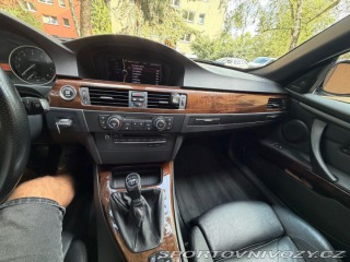 BMW 3 2,5 325i 160kw manuál c 2011