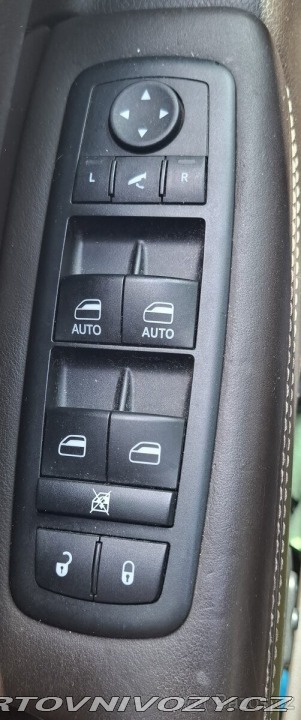 Ostatní značky Ostatní modely Jeep Grand Cherokee 3,0   crd v6 summit 4x4 2 2014